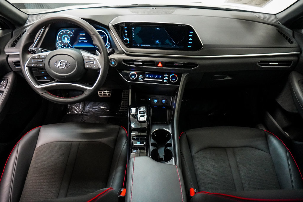 Used 2023 Hyundai Sonata SEL Plus w/ Cargo Package FWD image 12