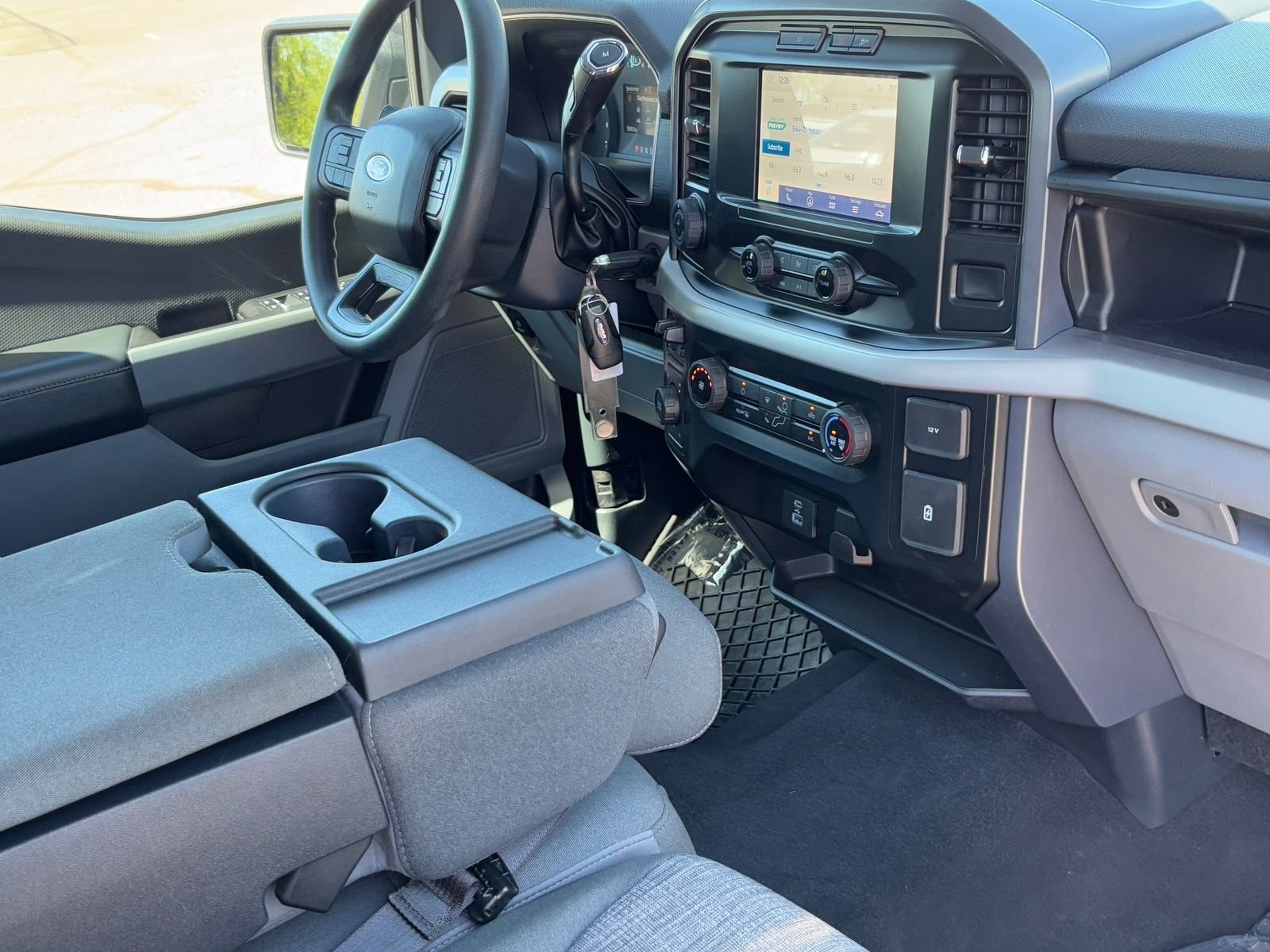 Used 2023 Ford F150 XLT w/ XTR Package image 9