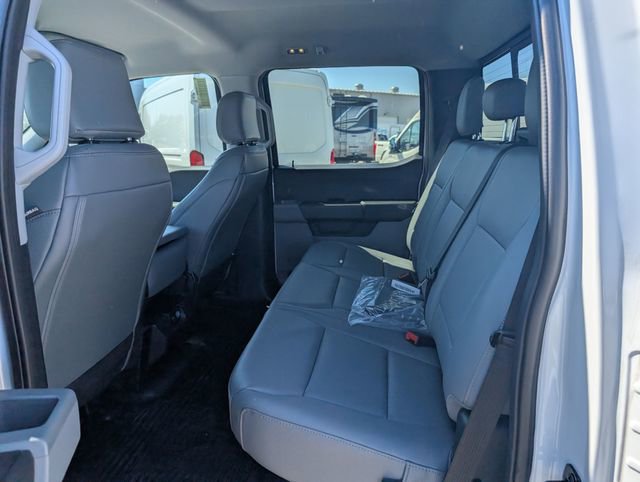 New 2026 Ford F550 4x4 Crew Cab image 11