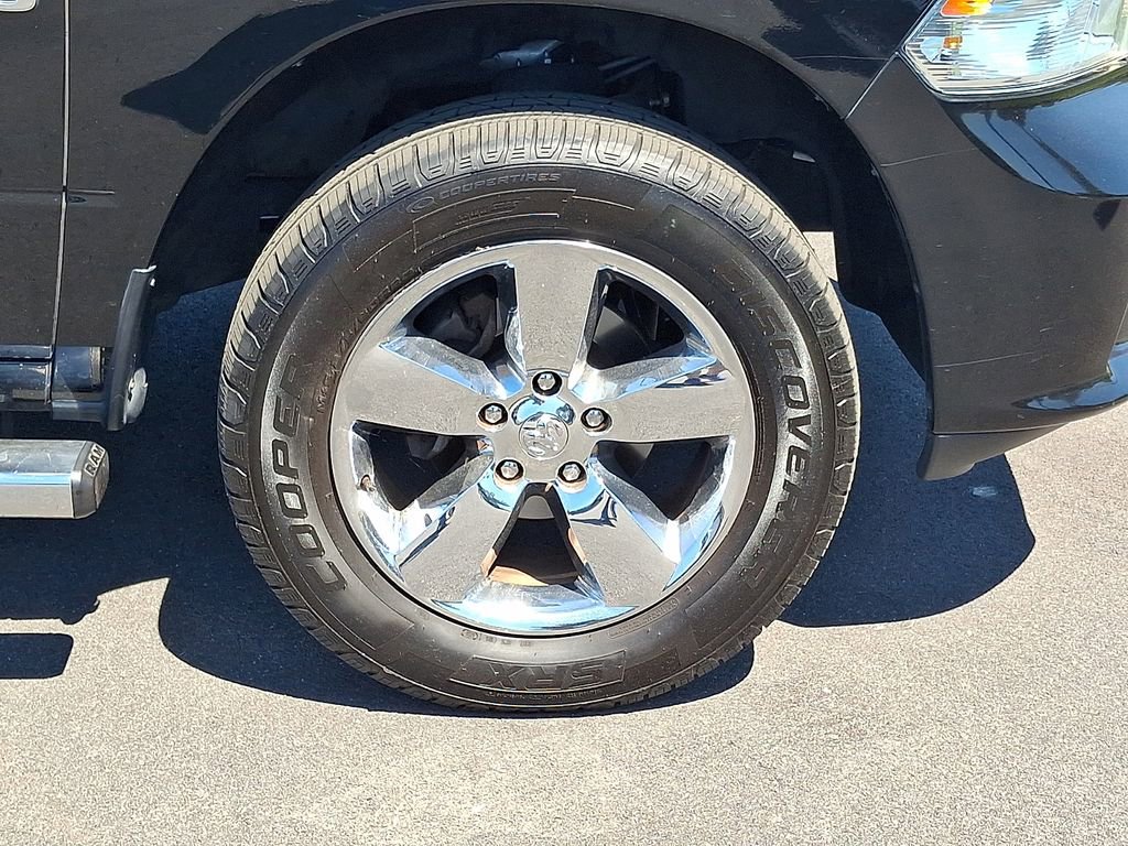 Used 2013 RAM 1500 Express AWD/4WD image 9