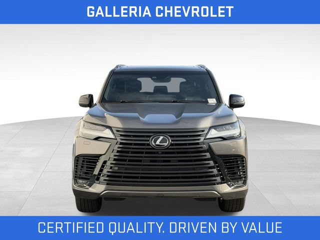 Used 2023 Lexus LX 600 4WD w/ Appearance Package image 3