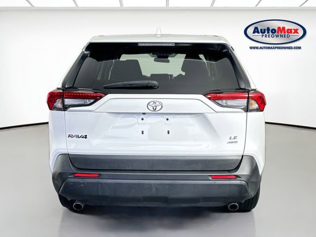 Used 2024 Toyota RAV4 LE AWD/4WD image 7