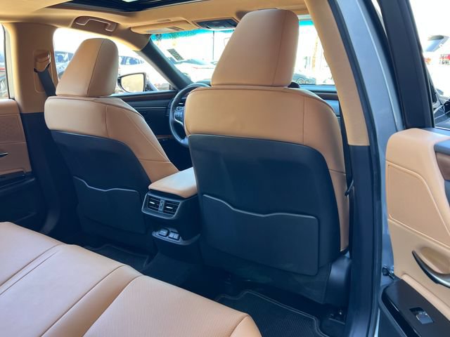 Used 2025 Lexus ES 300h w/ Premium Package FWD image 50