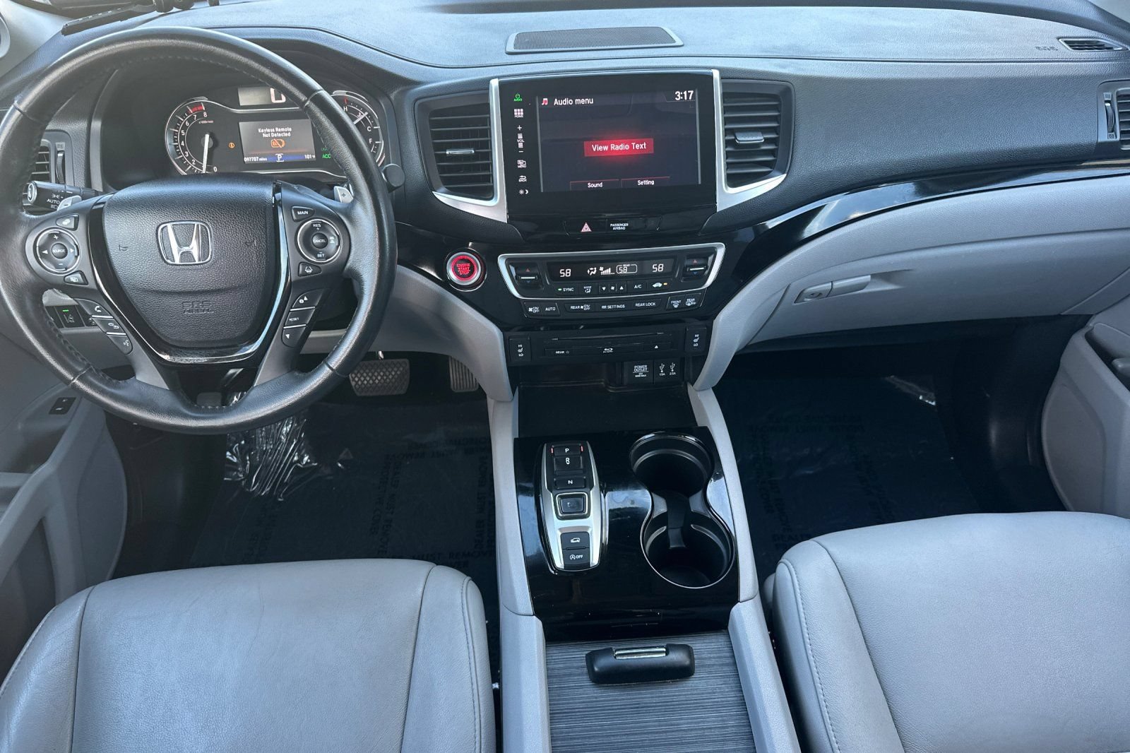 Used 2016 Honda Pilot Touring image 13