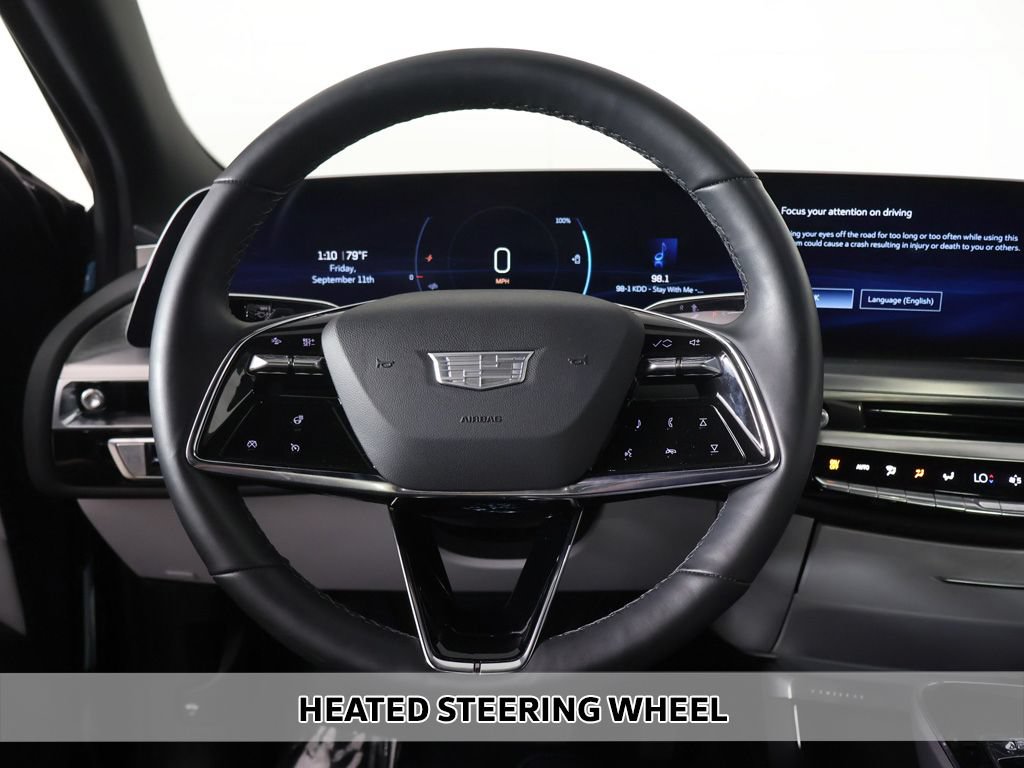 Used 2025 Cadillac Lyriq Luxury RWD image 9