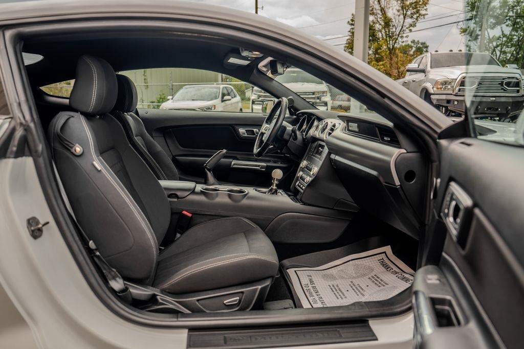 Used 2019 Ford Mustang GT RWD image 20