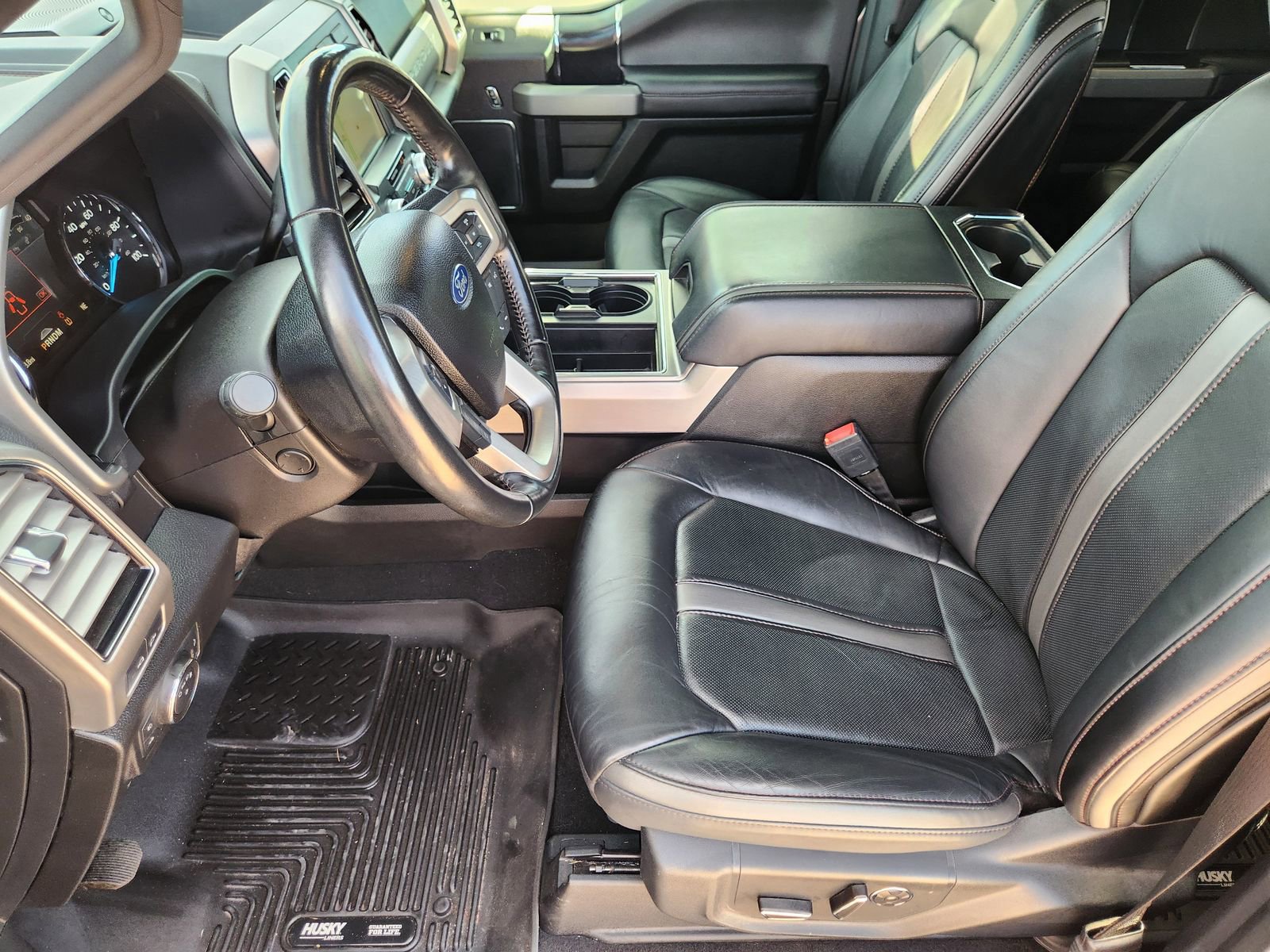 Used 2021 Ford F350 Platinum image 15