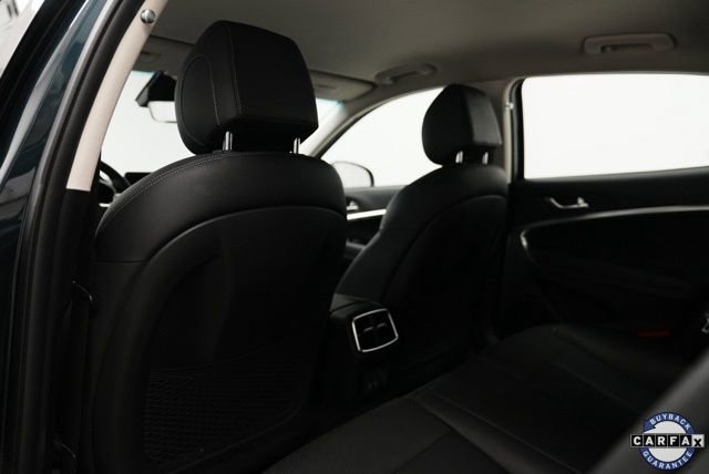 Used 2025 Genesis G70 2.5T image 22