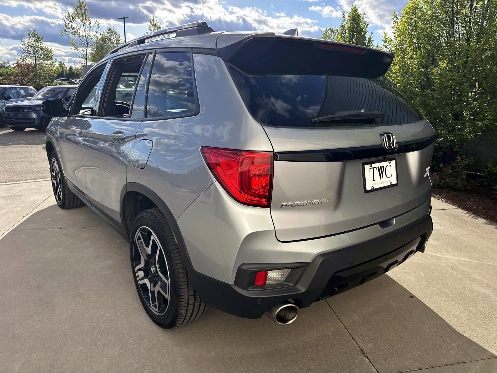 Used 2022 Honda Passport Elite image 7