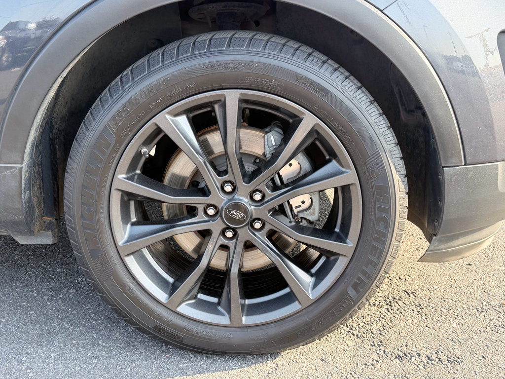 Used 2017 Ford Explorer XLT w/ Equipment Group 202A FWD image 35