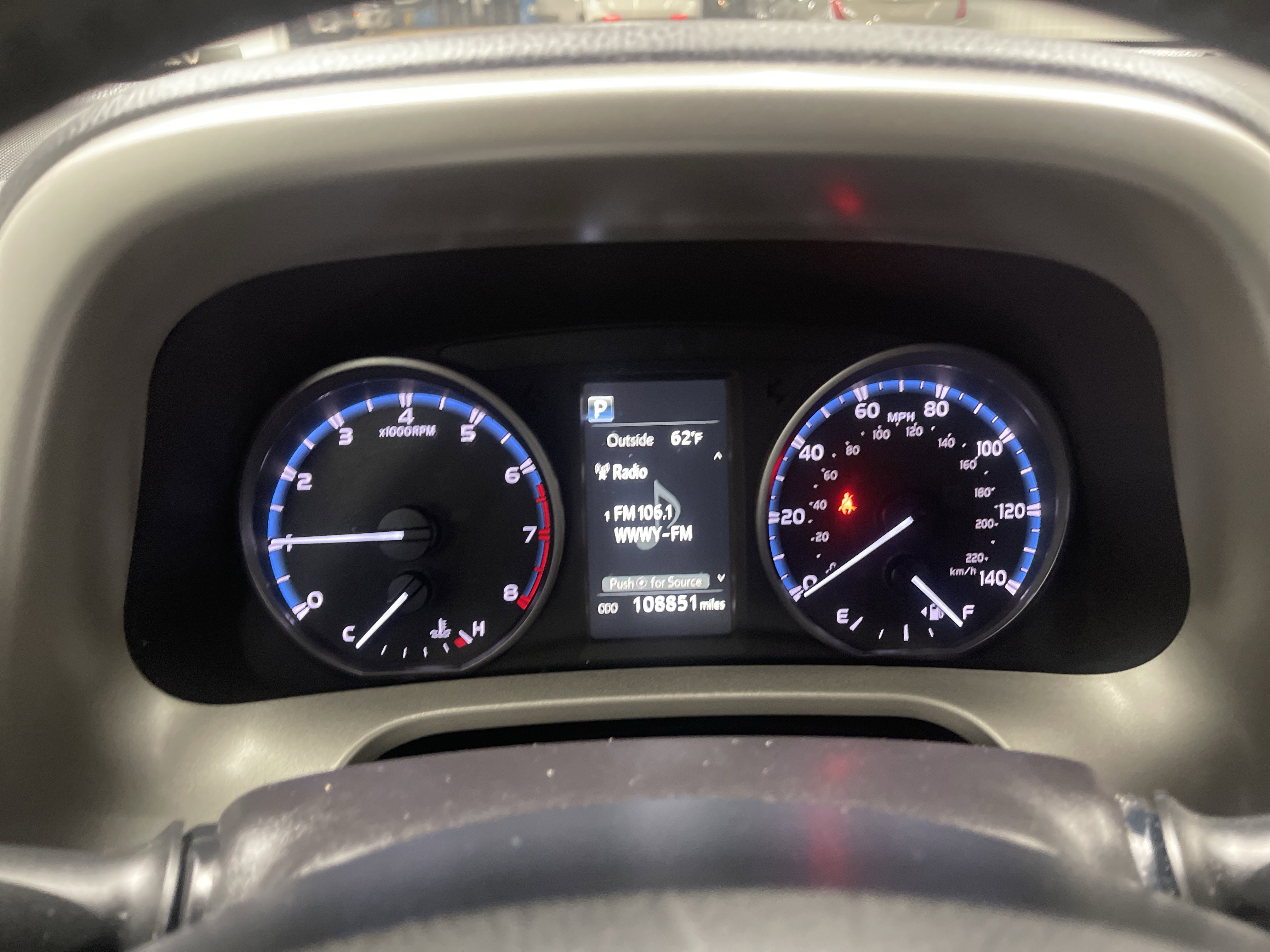 Used 2017 Toyota RAV4 XLE image 32