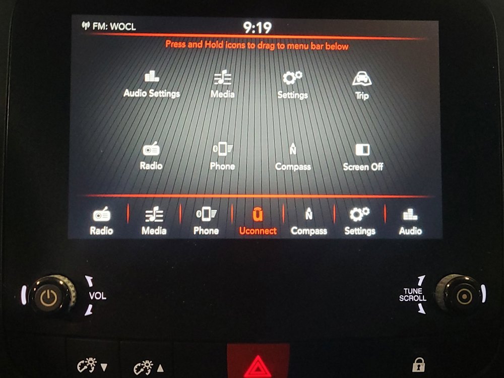 Used 2018 FIAT 500L Pop FWD image 25