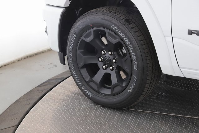 New 2026 RAM 1500 4x4 Crew Cab image 13