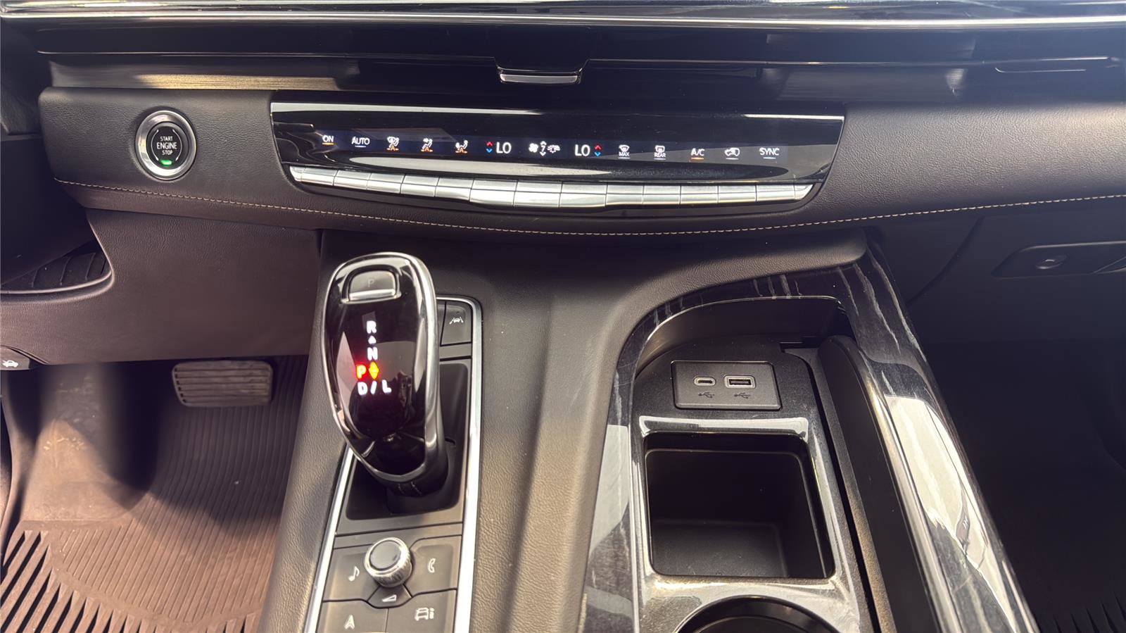 Used 2021 Cadillac Escalade ESV Sport w/ Driver Assist Tech Package AWD/4WD image 23