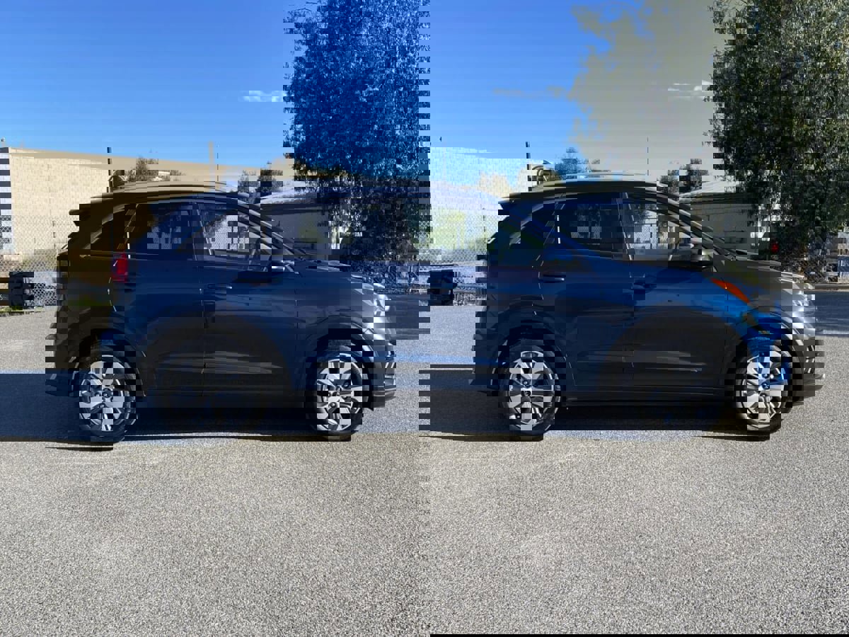 Used 2020 Kia Niro LX image 4