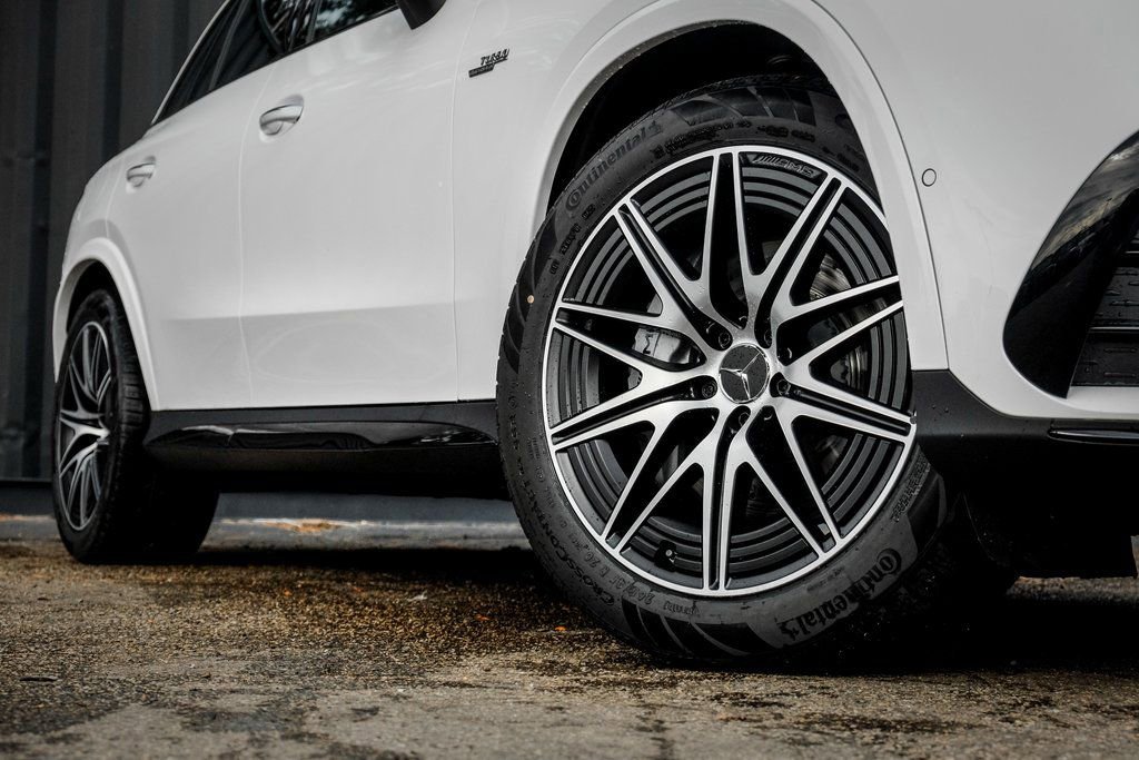 New 2026 Mercedes-Benz GLC 43 AMG 4MATIC image 7