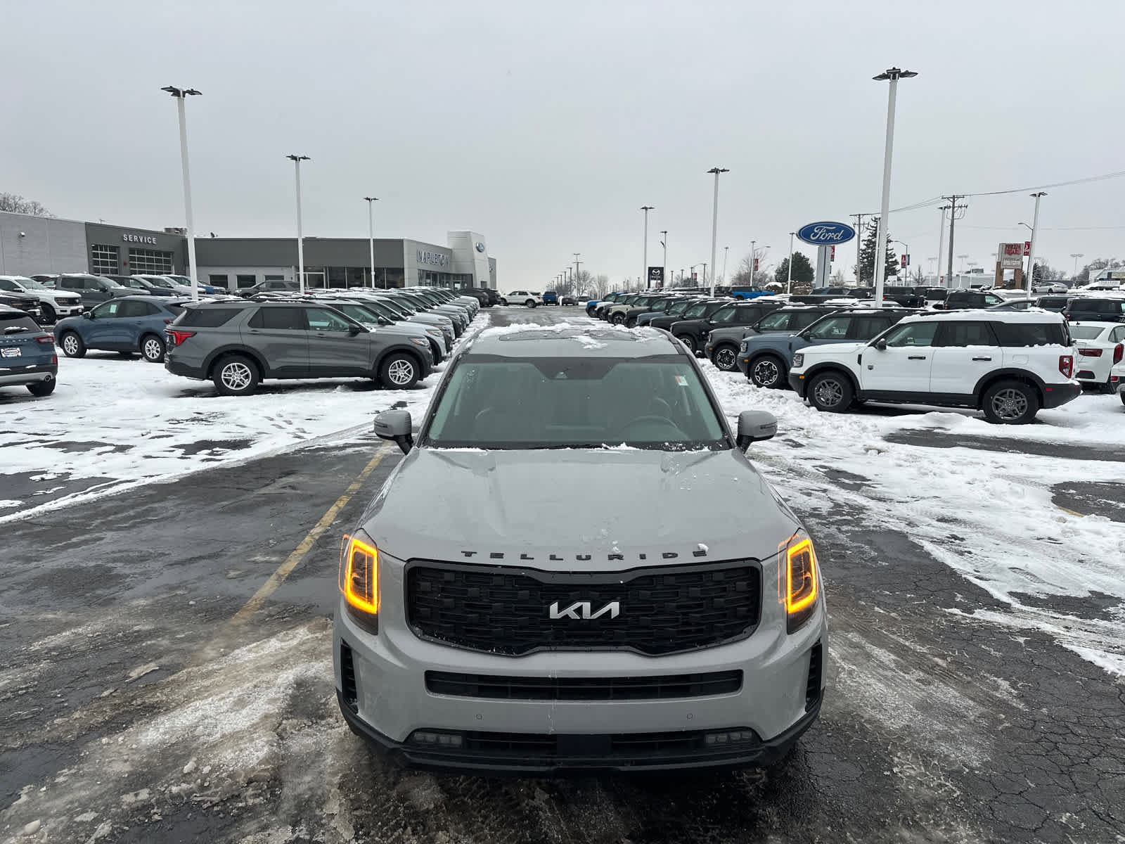 Used 2022 Kia Telluride SX w/ Nightfall Edition Package image 3