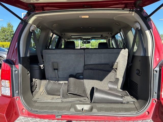 Used 2008 Nissan Pathfinder LE AWD/4WD image 26