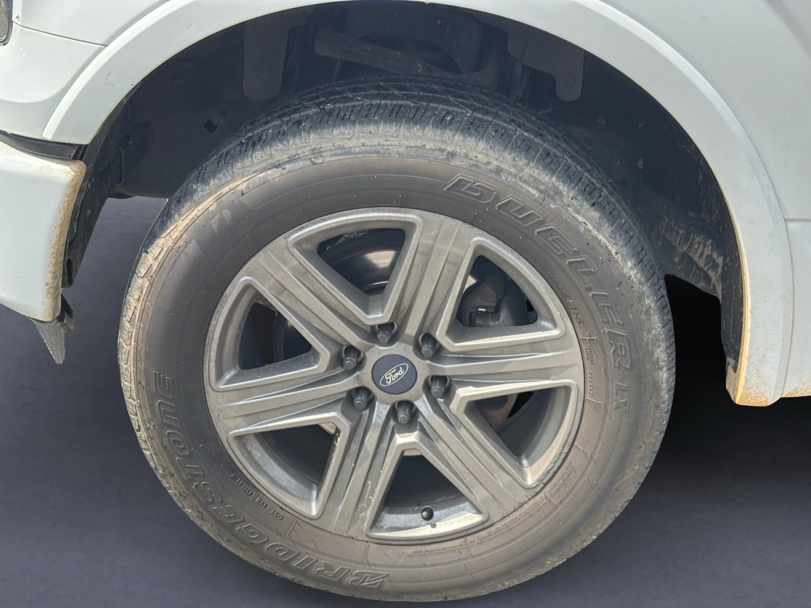 Used 2016 Ford F150 Lariat AWD/4WD image 4