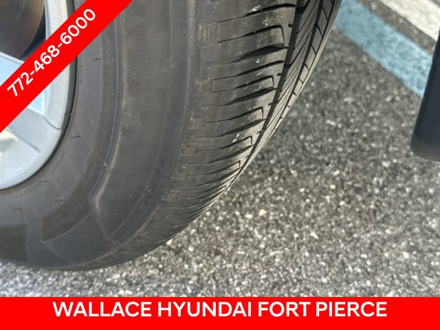 Used 2025 Honda HR-V LX image 13
