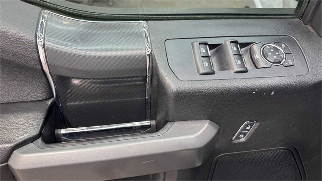 Used 2018 Ford F150 XLT w/ Equipment Group 302A Luxury image 19