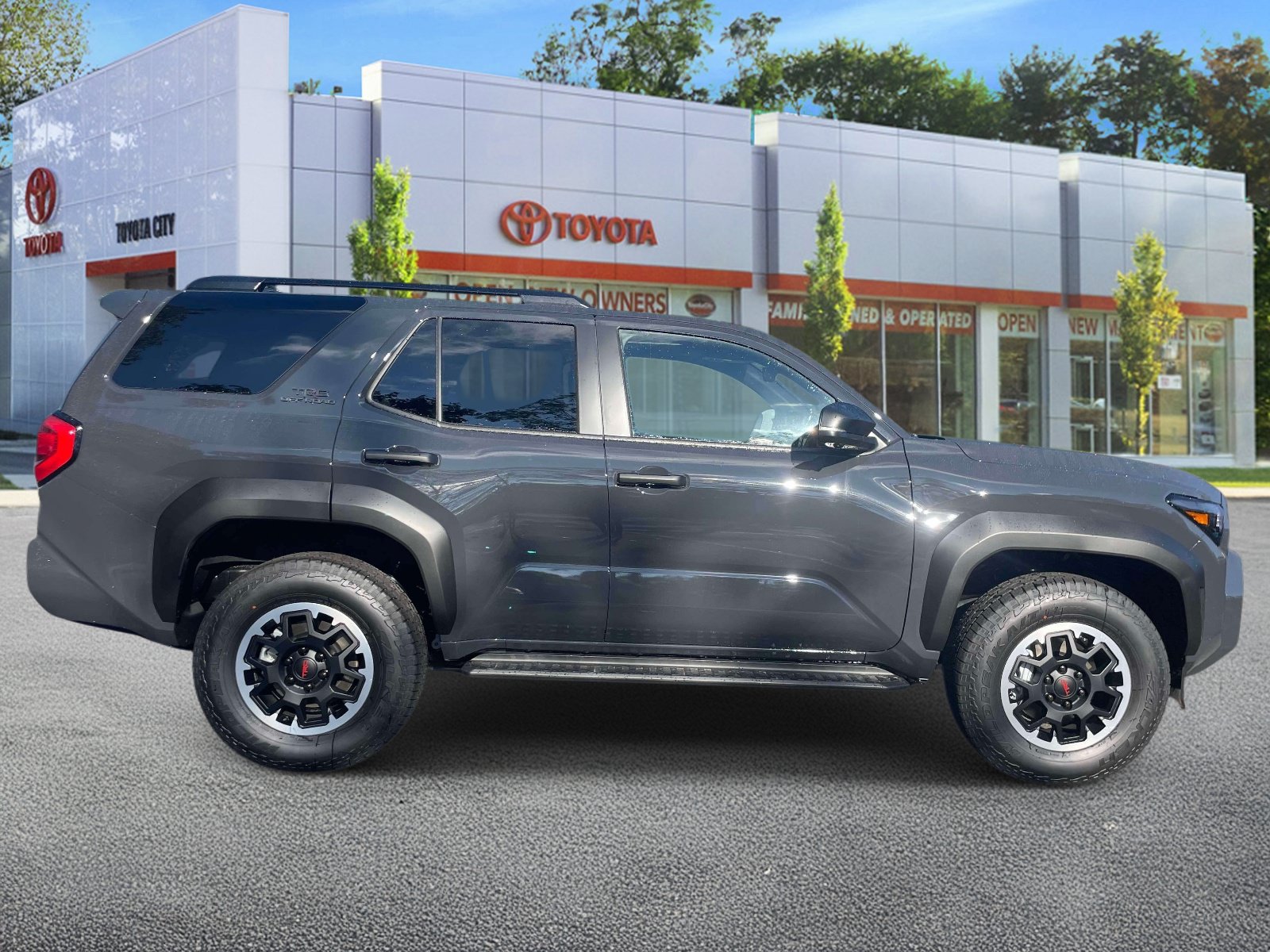 New 2026 Toyota 4Runner TRD Off-Road Premium AWD/4WD image 4