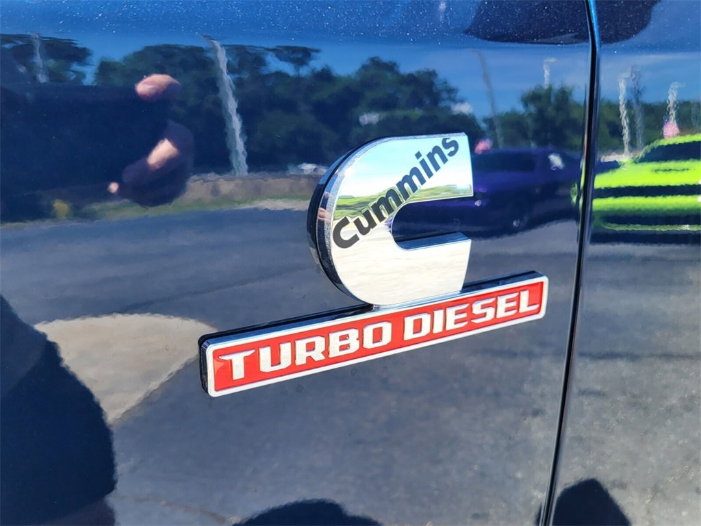 Used 2024 RAM 2500 Laramie w/ Sport Appearance Package image 10