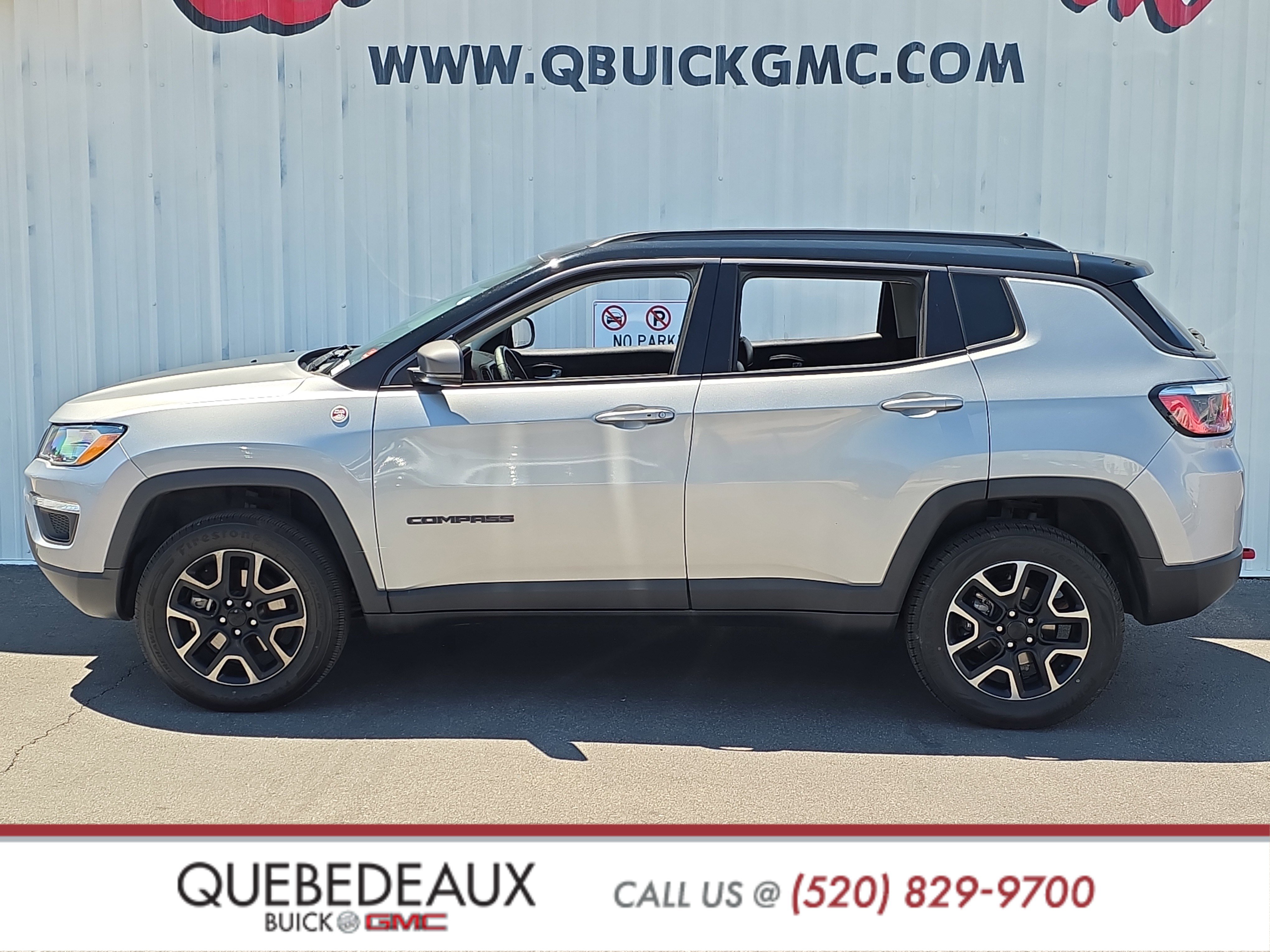 Used 2019 Jeep Compass Trailhawk AWD/4WD image 4
