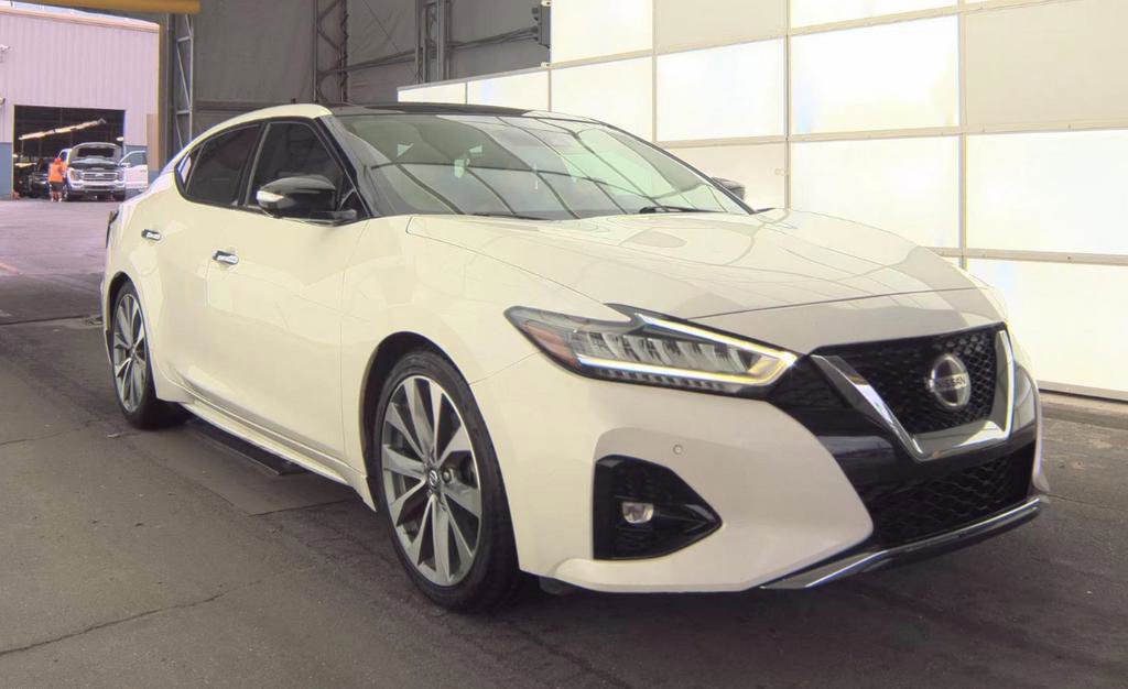 Used 2021 Nissan Maxima Platinum w/ Sport Mat Group FWD image 2