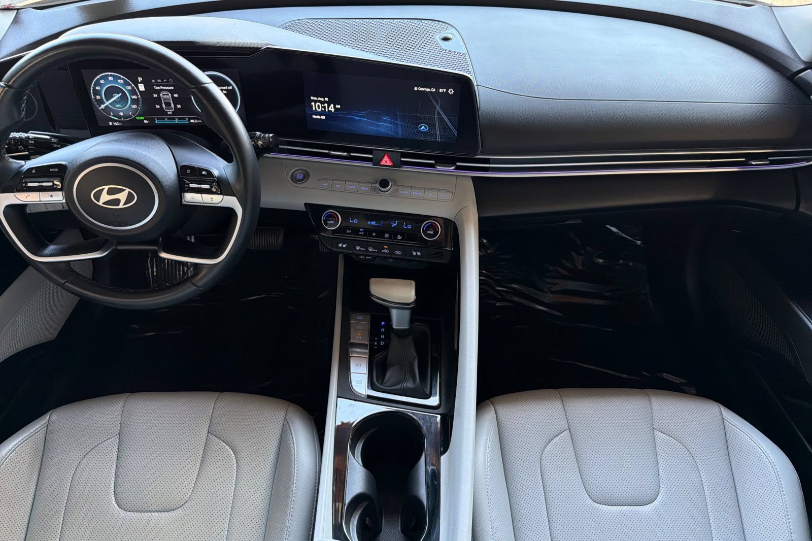 Used 2024 Hyundai Elantra Limited FWD image 16