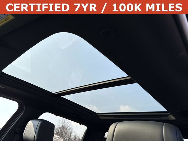 Used 2024 Toyota Tundra Platinum AWD/4WD image 16