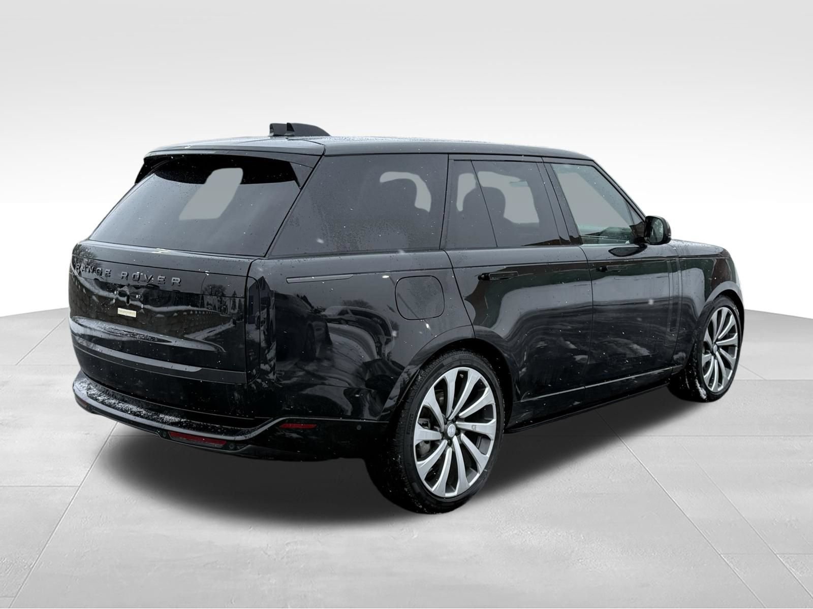 New 2025 Land Rover Range Rover SE AWD/4WD image 6