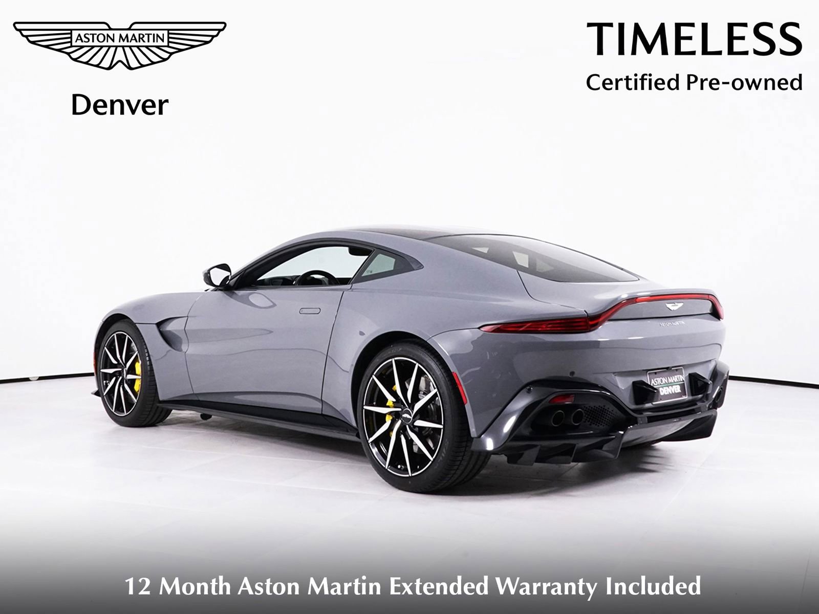 Used 2019 Aston Martin V8 Vantage Coupe image 3