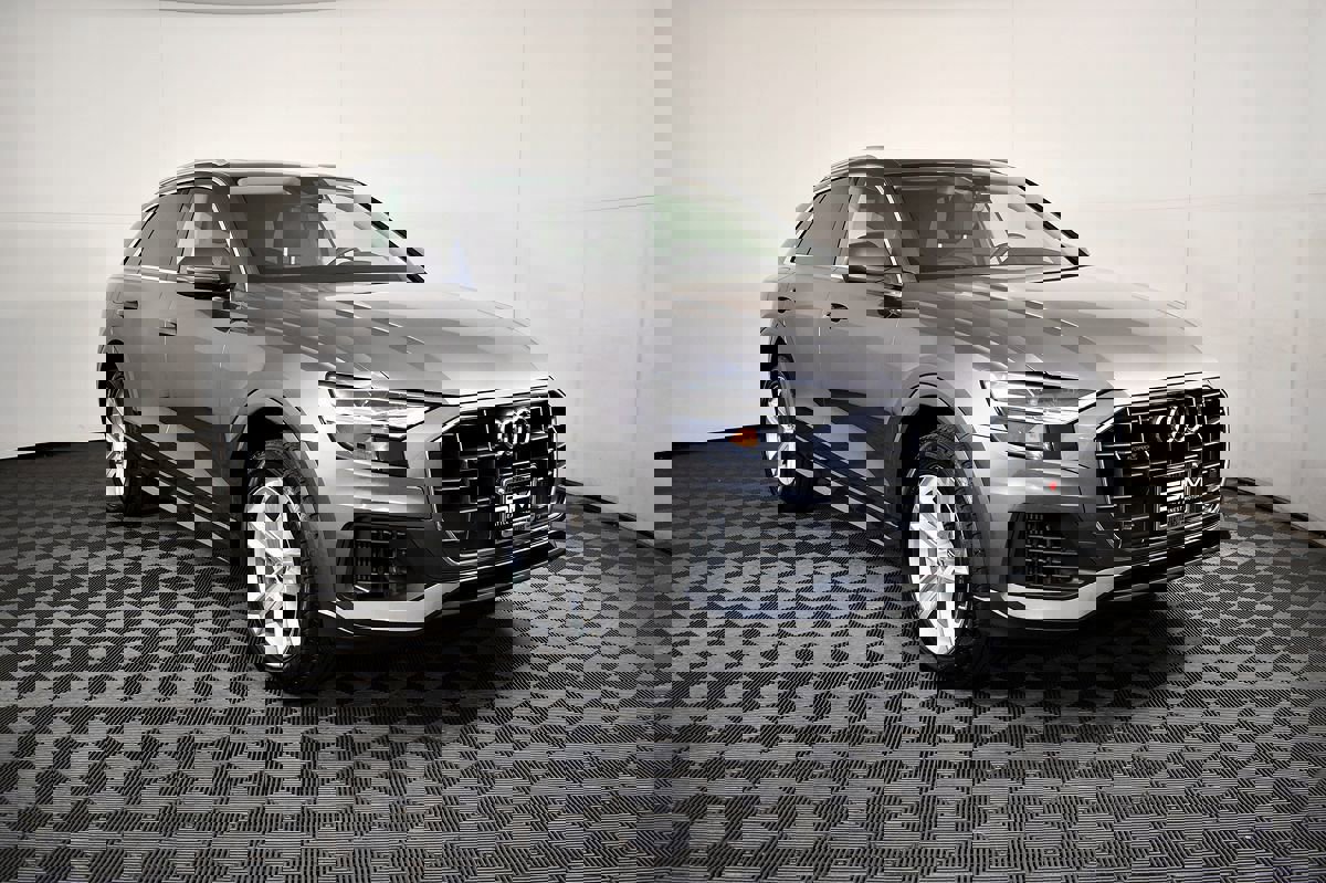 Used 2019 Audi Q8 Premium w/ Convenience Package image 5