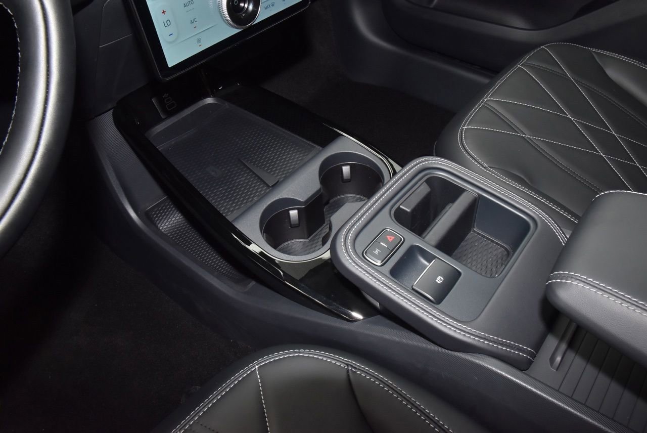 Certified 2025 Ford Mustang Mach-E Select RWD image 30