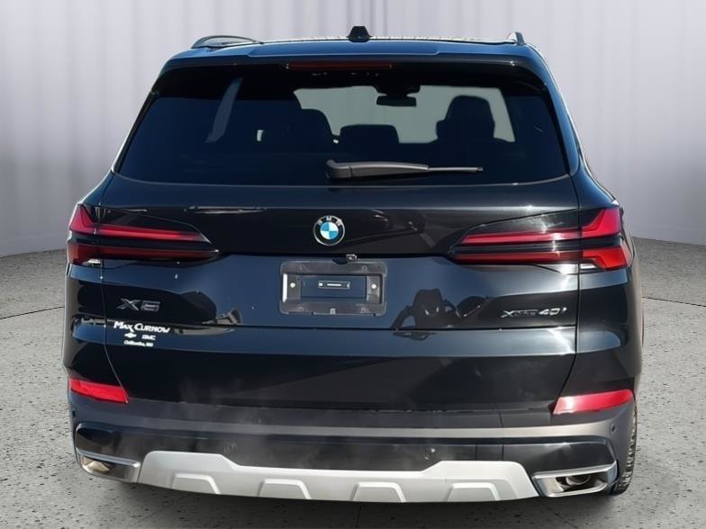Used 2025 BMW X5 xDrive40i AWD/4WD image 4