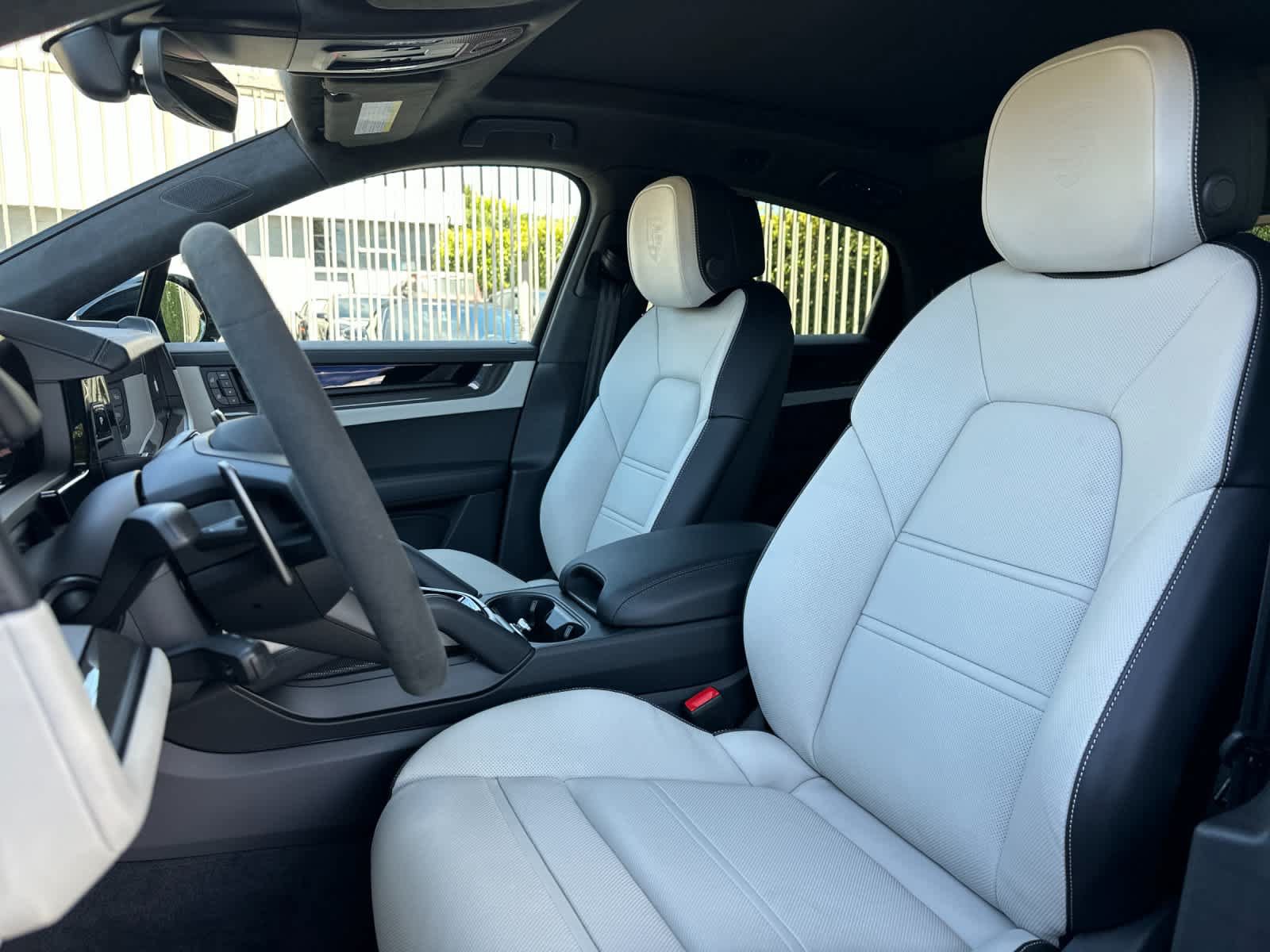 New 2026 Porsche Cayenne GTS AWD/4WD image 5