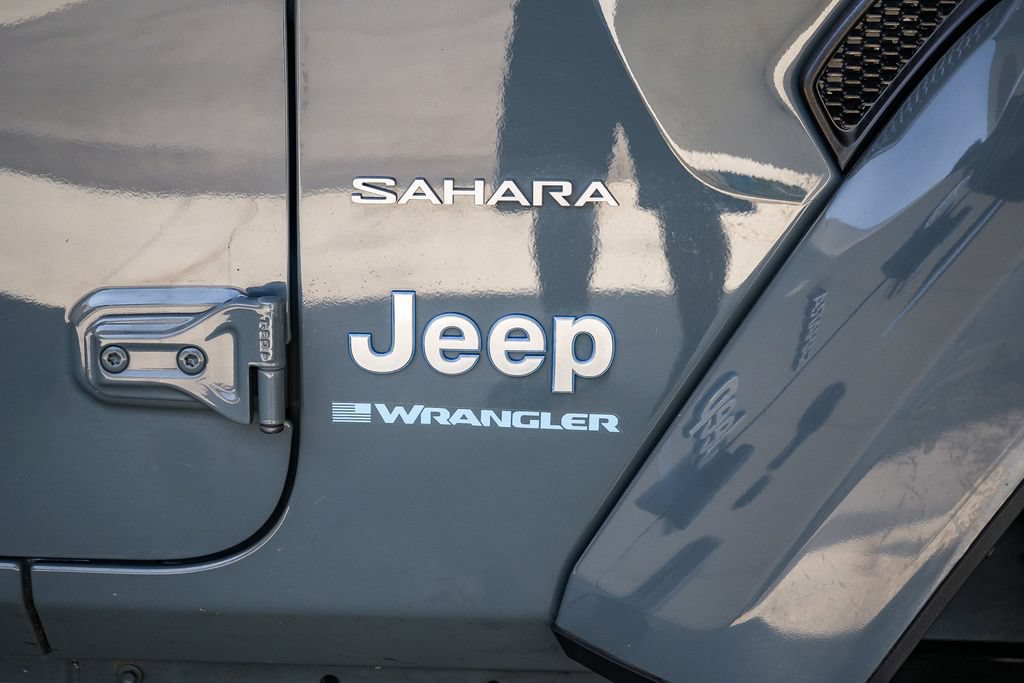 Used 2024 Jeep Wrangler Unlimited Sahara AWD/4WD image 9