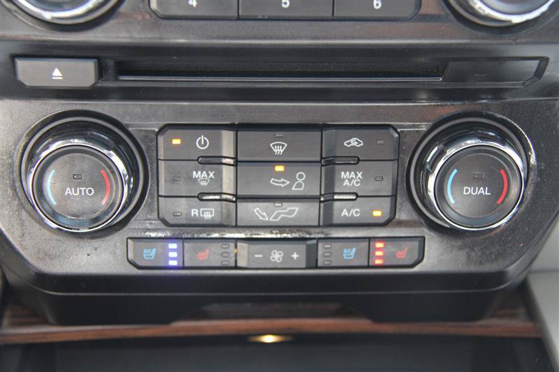 Used 2015 Ford F150 Lariat AWD/4WD image 34