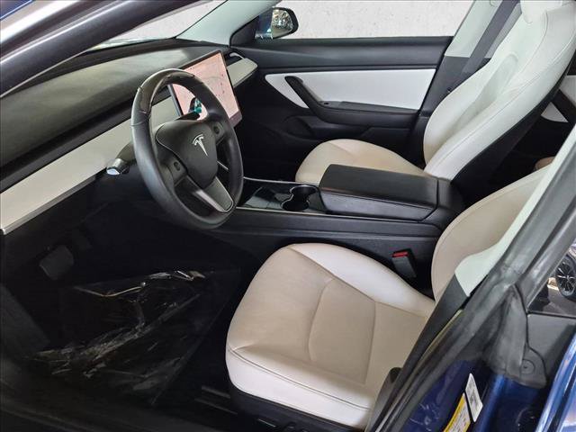Used 2019 Tesla Model 3 Standard Range RWD image 16