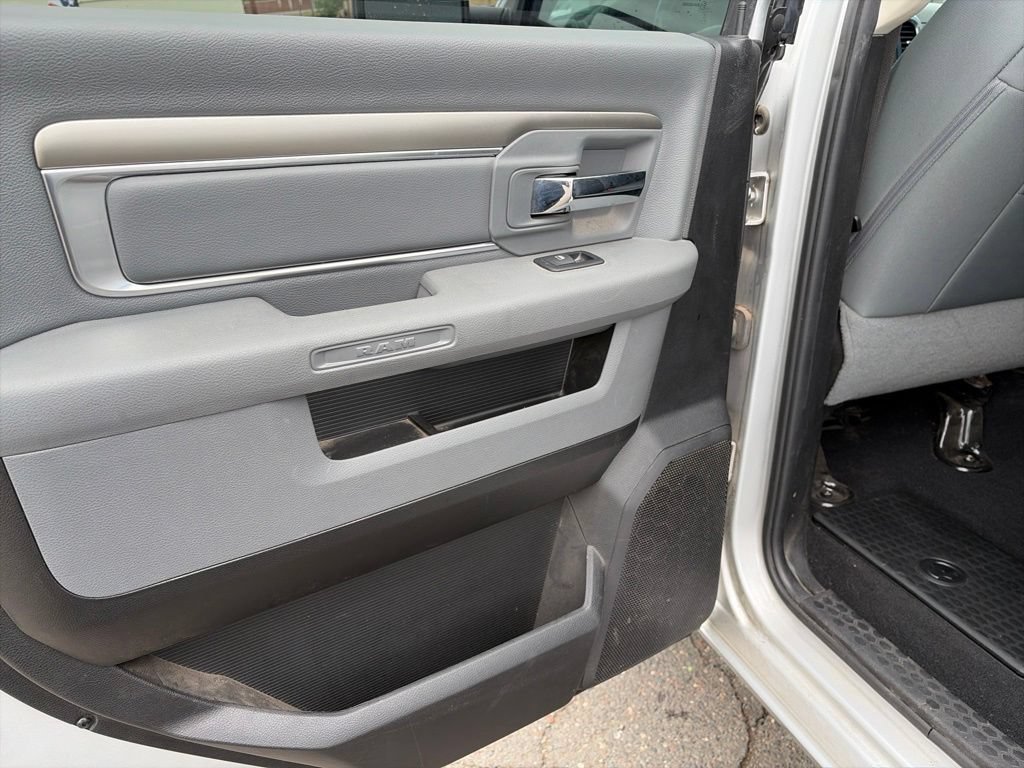 Used 2019 RAM 1500 Big Horn AWD/4WD image 30