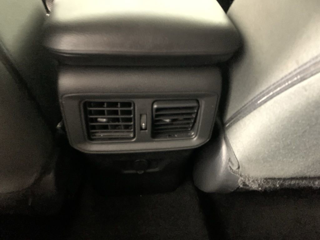 Used 2023 Toyota RAV4 LE image 32