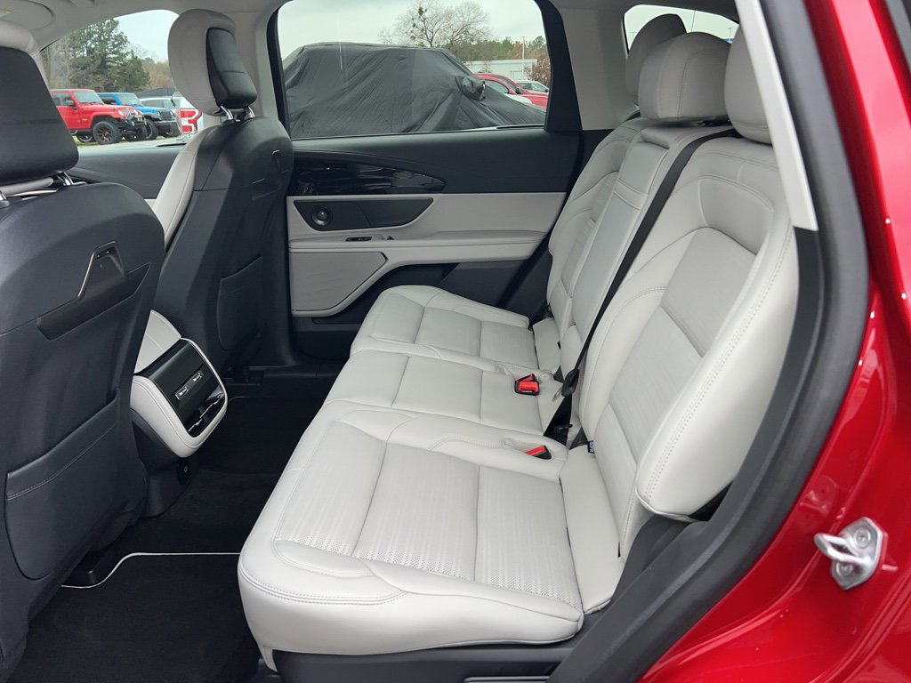 New 2026 Lincoln Nautilus Reserve image 13