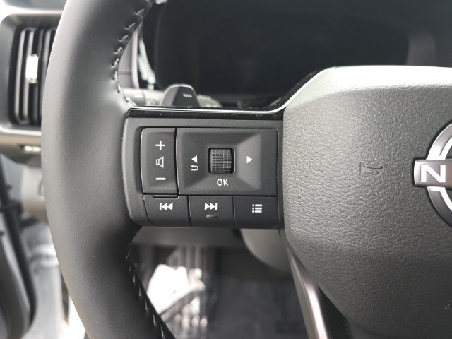 New 2026 Nissan Pathfinder SL w/ SL Premium Package FWD image 25