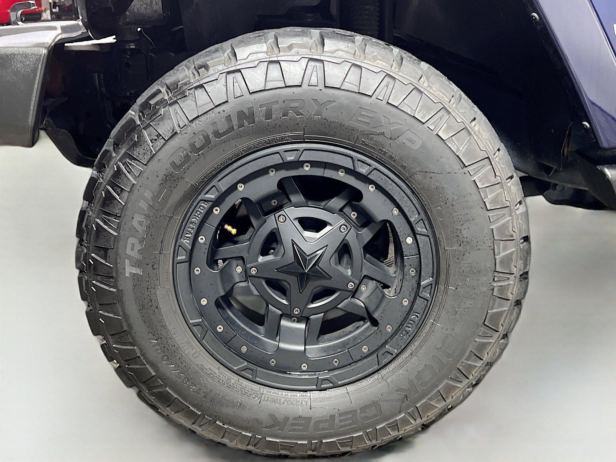 Used 2012 Jeep Wrangler Unlimited Freedom Edition image 14