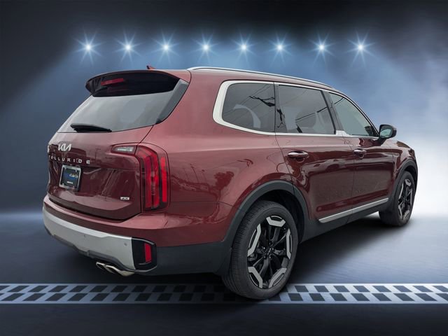 Used 2023 Kia Telluride S AWD/4WD image 3