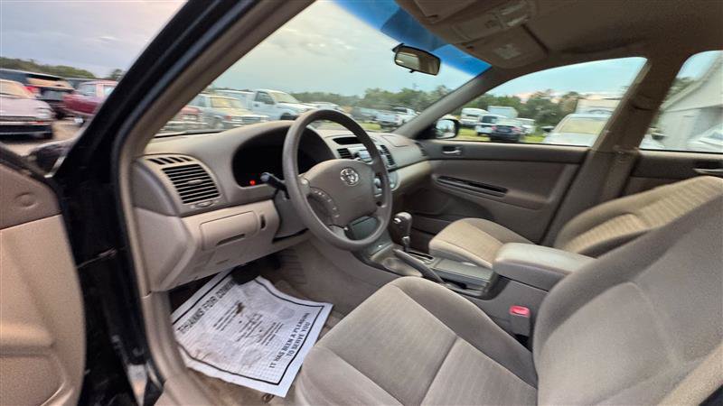Used 2005 Toyota Camry LE FWD image 32