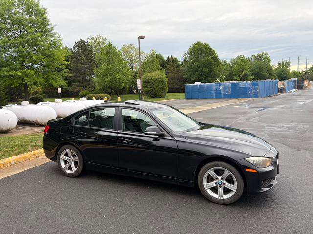 Used 2015 BMW 328i xDrive Sedan AWD/4WD image 5