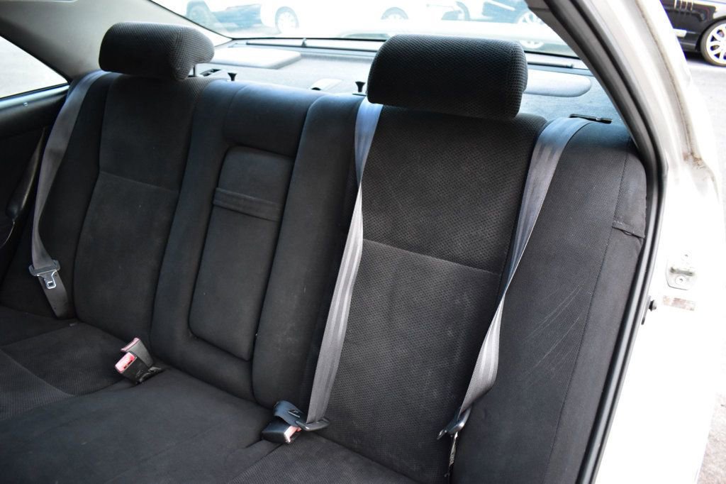 Used 2002 Toyota Camry LE image 19