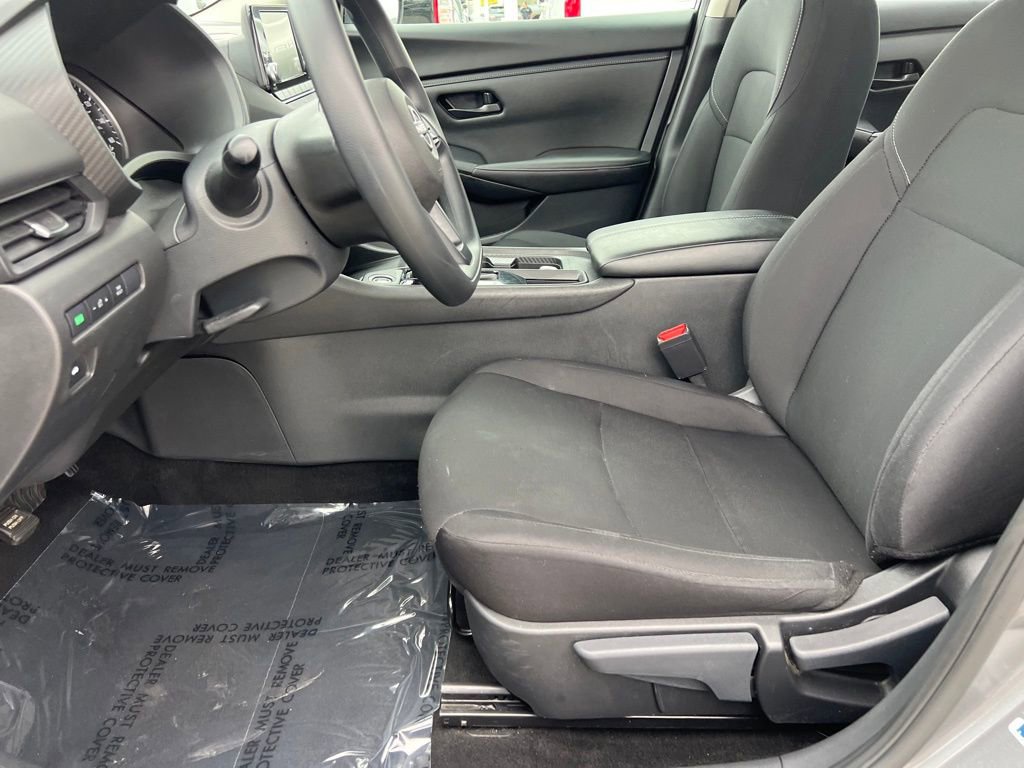 Used 2024 Nissan Sentra S image 23